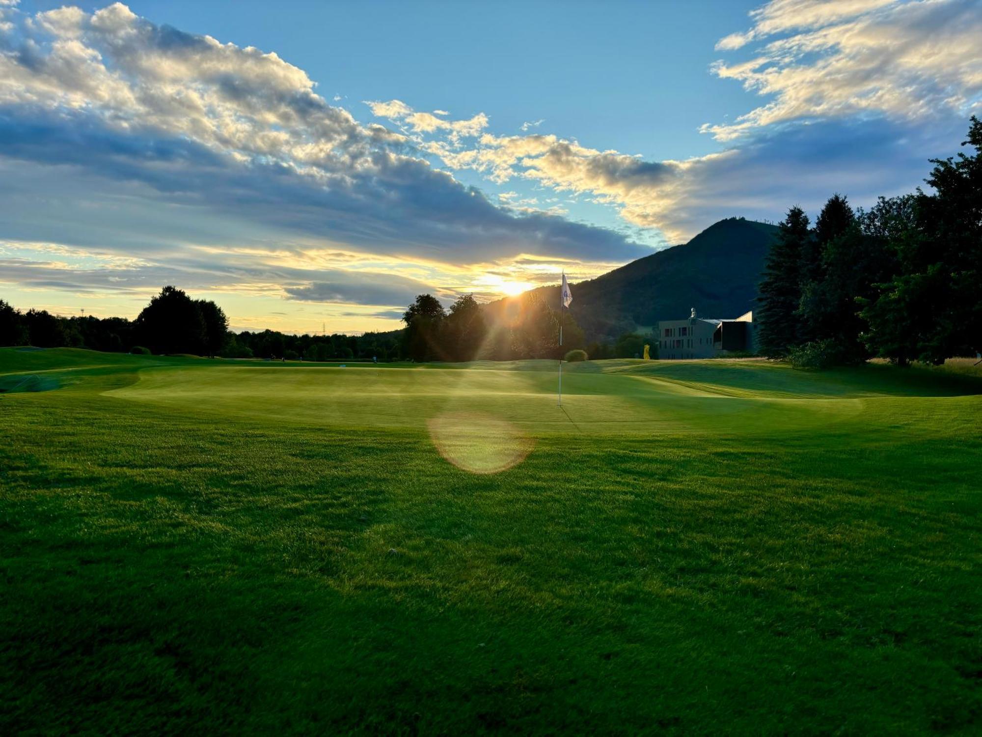 Teehouse Golf Apartment Čeladná Bagian luar foto